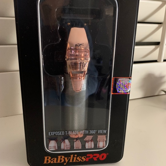 BaByliss PRO ROSEFX Outlining Trimmer FX787RG - Picture 1 of 3
